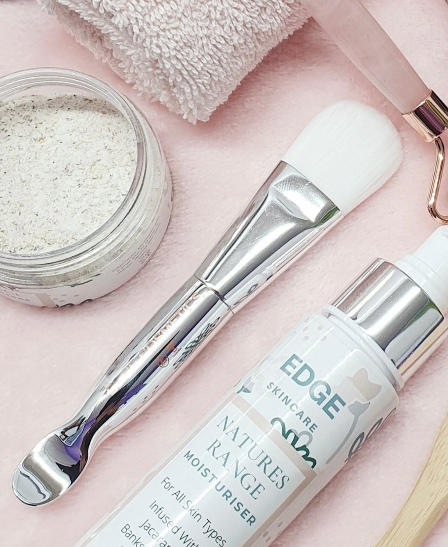 DESIGNER: Foundation/Facial Skincare Brush