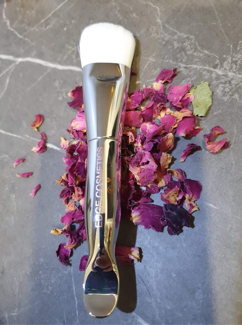 DESIGNER: Foundation/Facial Skincare Brush